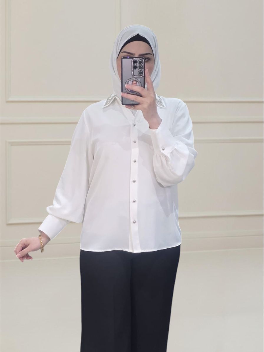 Shirt / White