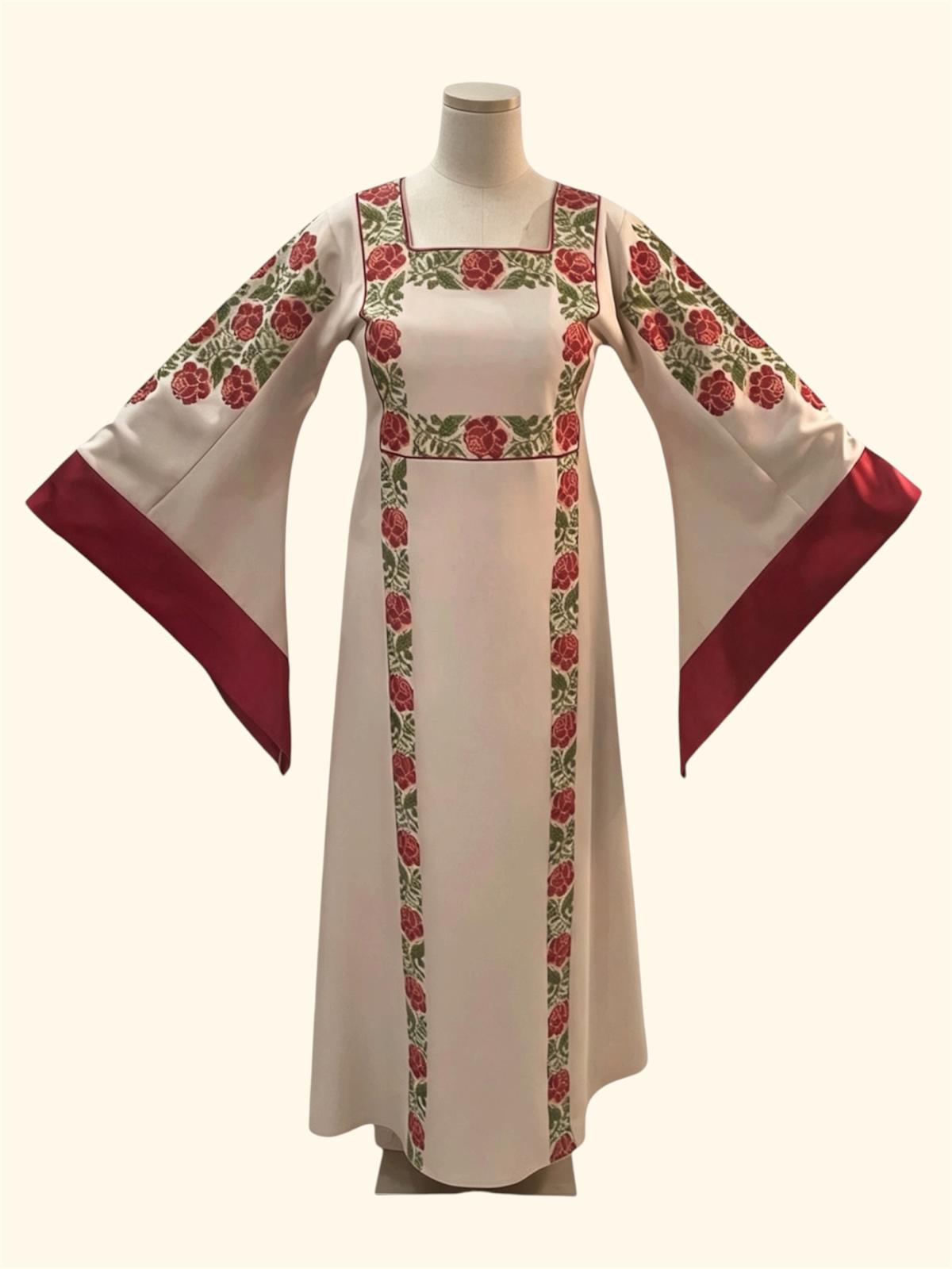 Palestinian Jalabiya/ Ivory